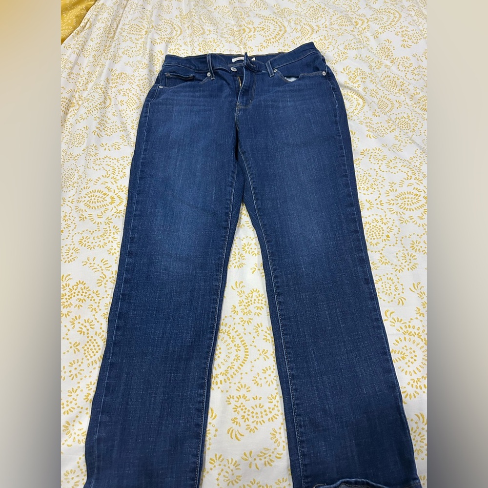 Straight Levi’s jeans